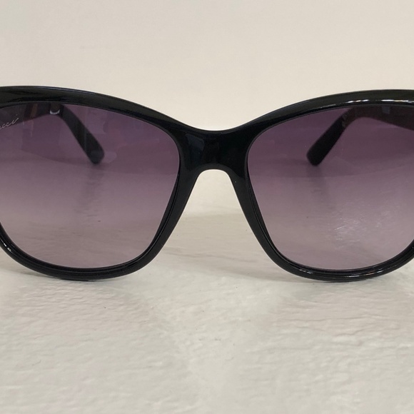 Gucci Blk Horsebit Sunglasses - Authentic - NWOT - Picture 5 of 8